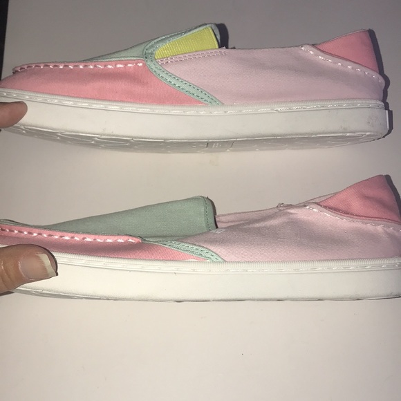 Women’s/Girl’s Pastel Canvas Sperry Slip-ons - Picture 6 of 9